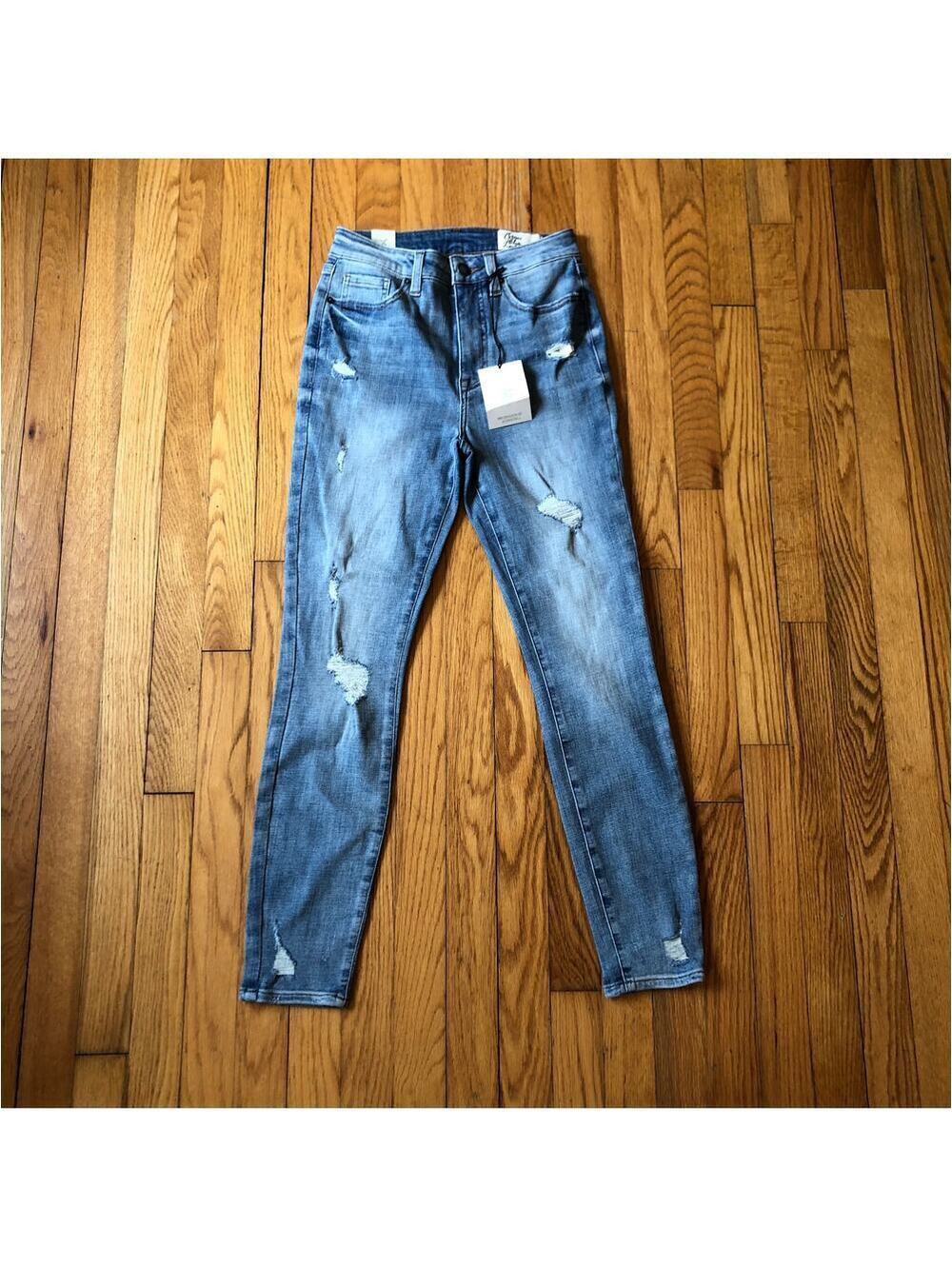 Cosmic Blue Love NWT Women's Distressed Skinny Jean Color Montana Size 25